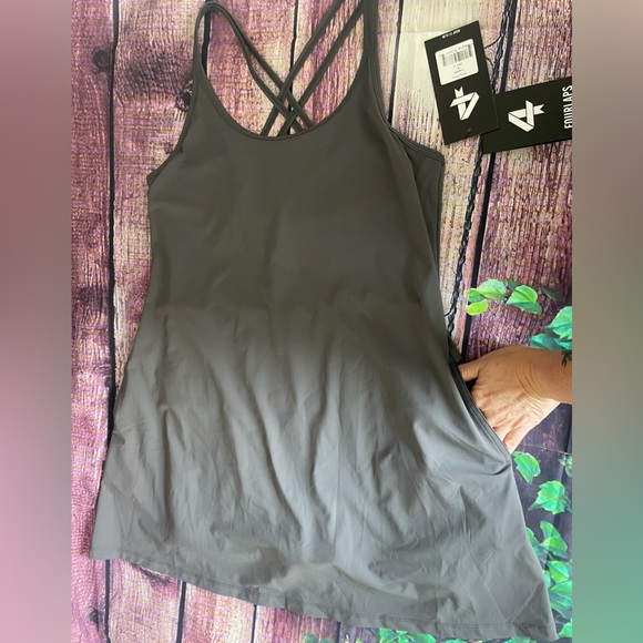 Fourlaps Vitality Dress - Picture 3 of 16